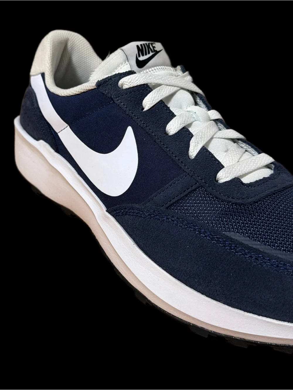 Nike WAFFLE NAV Men’s size 11 Midnight Navy/Obsidian/Thunder
